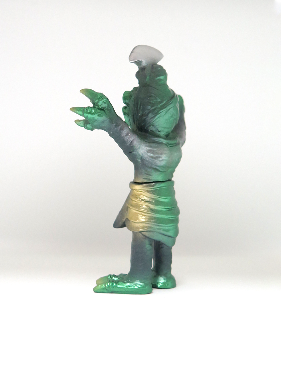 IMIRI SAKABASHIRA / MUMMY KAIJU “FARAOS”